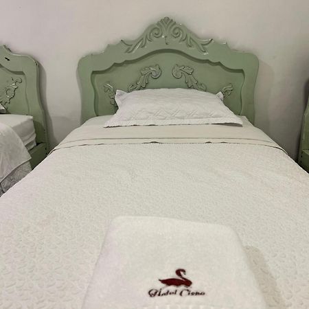 Hotel Cisne Cuenca Bagian luar foto